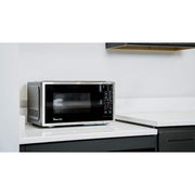 18.6 in W, 0.9 cu. ft. Countertop Microwave, in Stainless Steel with 900-Watt Cooking Power